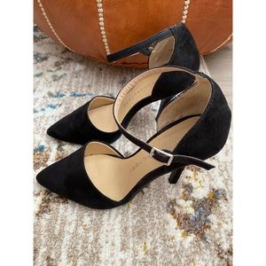 Chinese Laundry Black Pointed Toe Heel